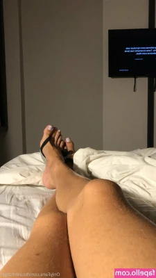 bruninhatgirl [ bruninhatgirl-1 ] - Who s ready for some shower videos