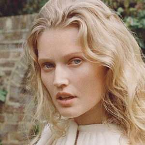 Toni Garrn