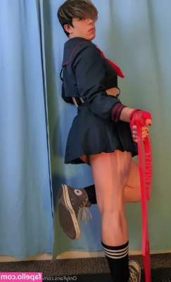 queerbunnybabe - Che grosso😏  It's big😏