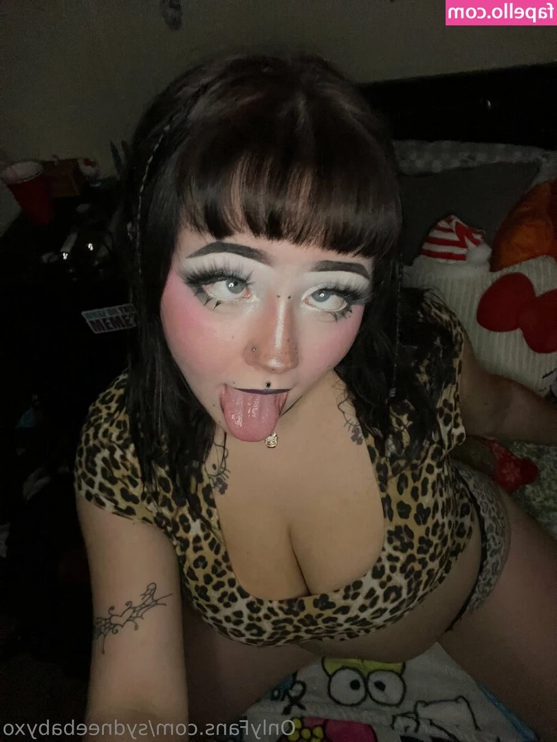 sydneebabyxo - Those who haven t talked to me before messages me I always respond