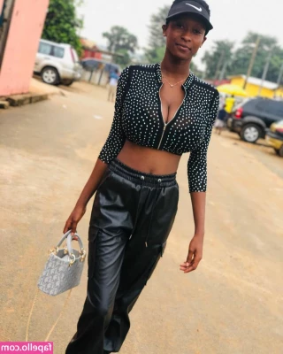 poupeemimi - I want to suck on my nipples 🥵🥵👅 This girl is on fire 🔥