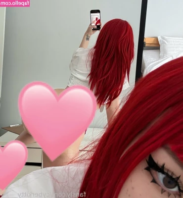 cyberkitty_____ [ cyberkitty ] - I Love you guys 💋🖤