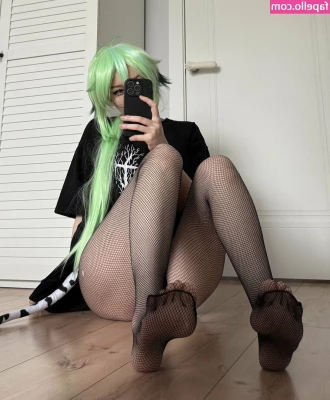 cyberkitty_____ [ cyberkitty ] - Gagging to dribble and spit alllll over you
