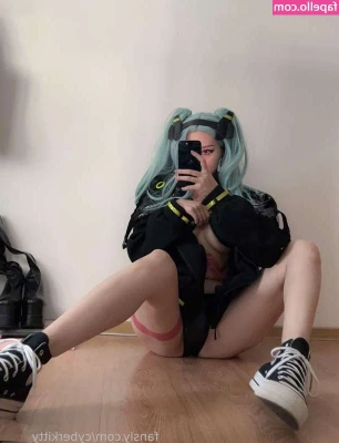 cyberkitty_____ [ cyberkitty ] - My First Time with Molly Photoset. Part 3 of 7 Our lesbian sex gets