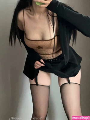 cyberkitty_____ [ cyberkitty ] - Do you need a hot fuckboy  COME HERE  NOW