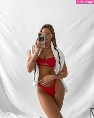 Jennifer Chong [ jennifer-chong ] - Got some good clips coming!!💨💨
