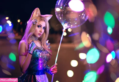Roxolana - I dream of one day taking a humiliating selfie, with my confused face