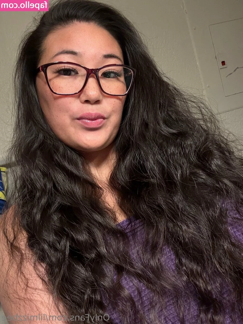 lilmizzbee - I absolutely love being a passenger in a car    There s something so