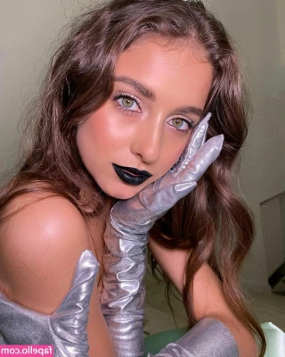 anastasiia_sin [ anastasiia-sin ] - Así quiero que pongas tu cara en mi culo