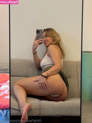 youmarija - Would you mind me being your boss   I know many ways to spice up the