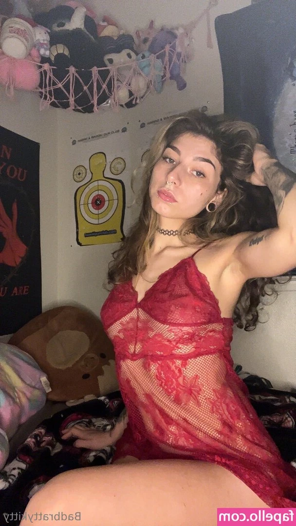 badbrattykitty - Changed the monthly price to make it lower for you guys 🖤