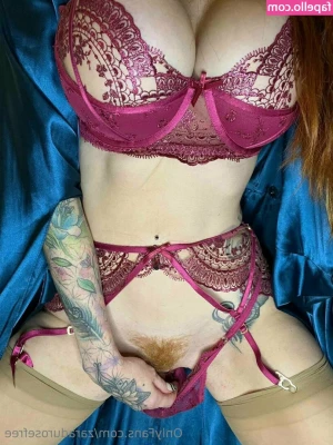 zaradurosefree [ zaradurosefree-1 ] - In order to see all my best content you’ll have to subscribe😉