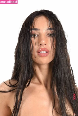 Kama Oxi [ kama-oxi ] - I love to try new and most unusual positions in sex.💥😈