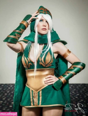 Lilia Lemoine [ lilia-lemoine ] - Buenas noches