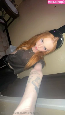 madicollinsxofree [ madicollinsxofree-1 ] - New content