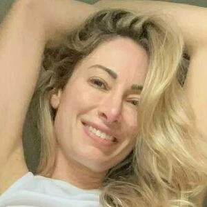 lauralaceyof
