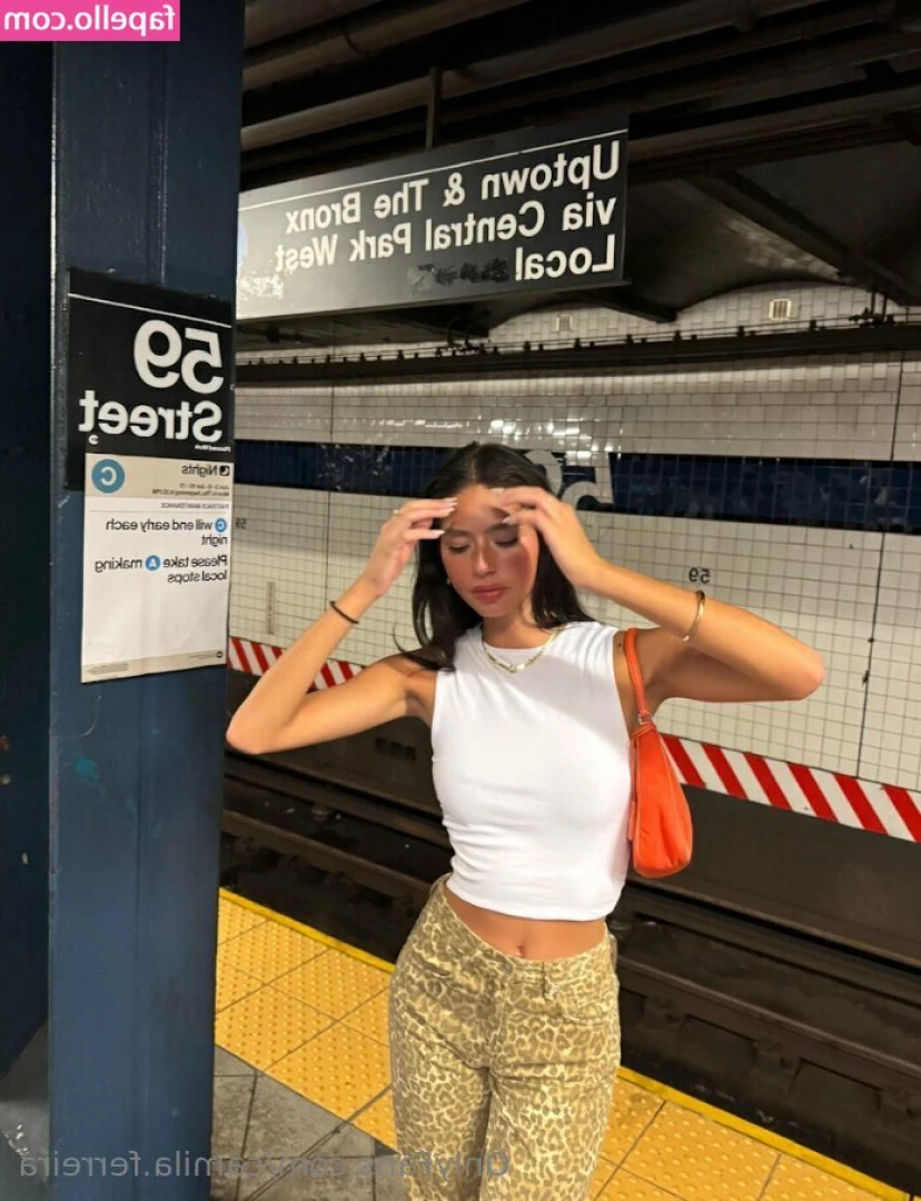 camila.ferreira [ camila-ferreira ] - I m just kinda cute