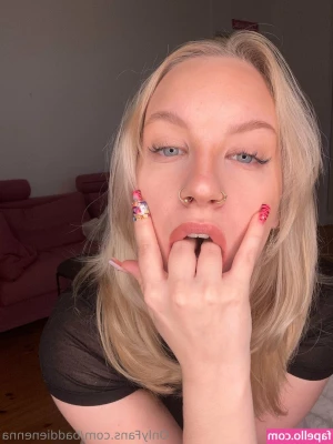 Nenna Nieminen [ nenna-nieminen ] - What are you gonna do today    I plan to just relax