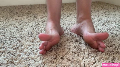footivities - Gotta give him that spitty porn⭐ bj 🥵