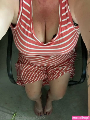 chloeperrie2 - Would you let me ride