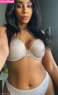 violetfire - It's HumpDay who wants to play with this ass?