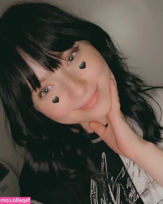 Aspen_ow [ aspen-ow ] - New Years photos 💖🎉🖤