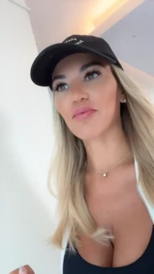 Christine McGuinness [ christine-mcguinness ] - A closeup from the front  for a change