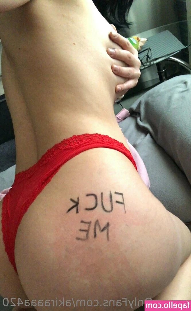akiraaaa420 - How do you prefer us? On our backs? Or in doggy?   Happy St.
