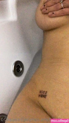 akiraaaa420 - Mmm that pink aerola