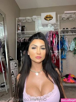 woahnatty - Showing off my nips and kitty 🙈 Don't share this to anybody!