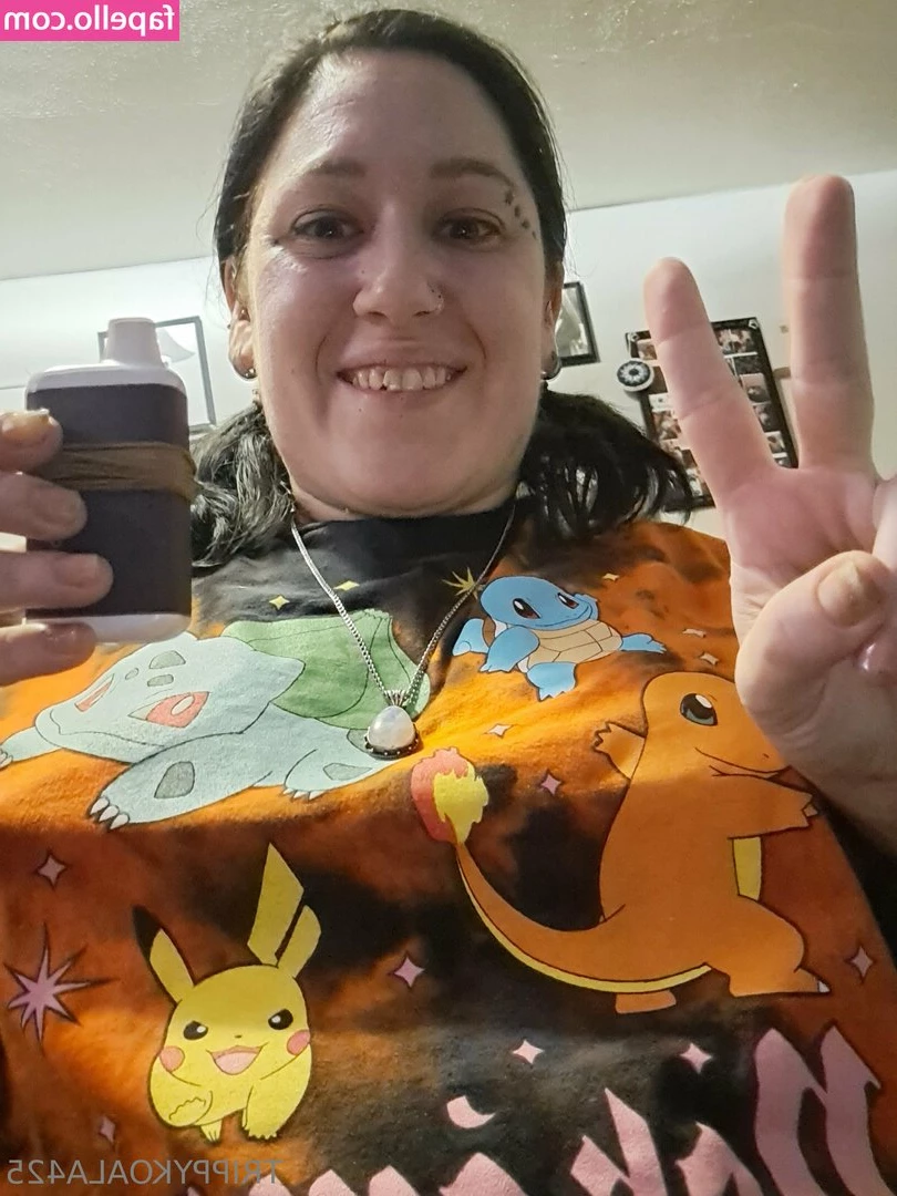 trippykoala425 - Day drinking with me - shower time with me  Which do you prefer