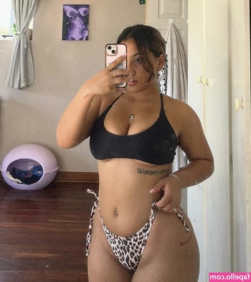 kinky_kxrated [ kinky-kxrated ] - Full vid in your DM! Bondage Wand! I get wrapped in plastic with my