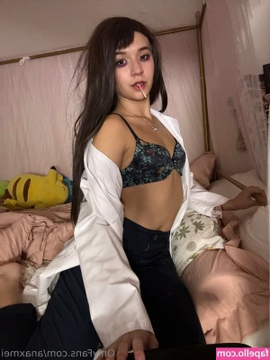anaxmei [ anaxmei-1 ] - You wanted to see how my undies looks after being shopping few hours