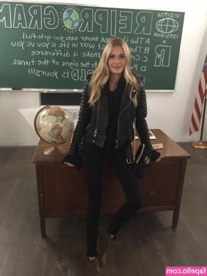 Noel Berry [ noel-berry ] - Why I do not feet jeans