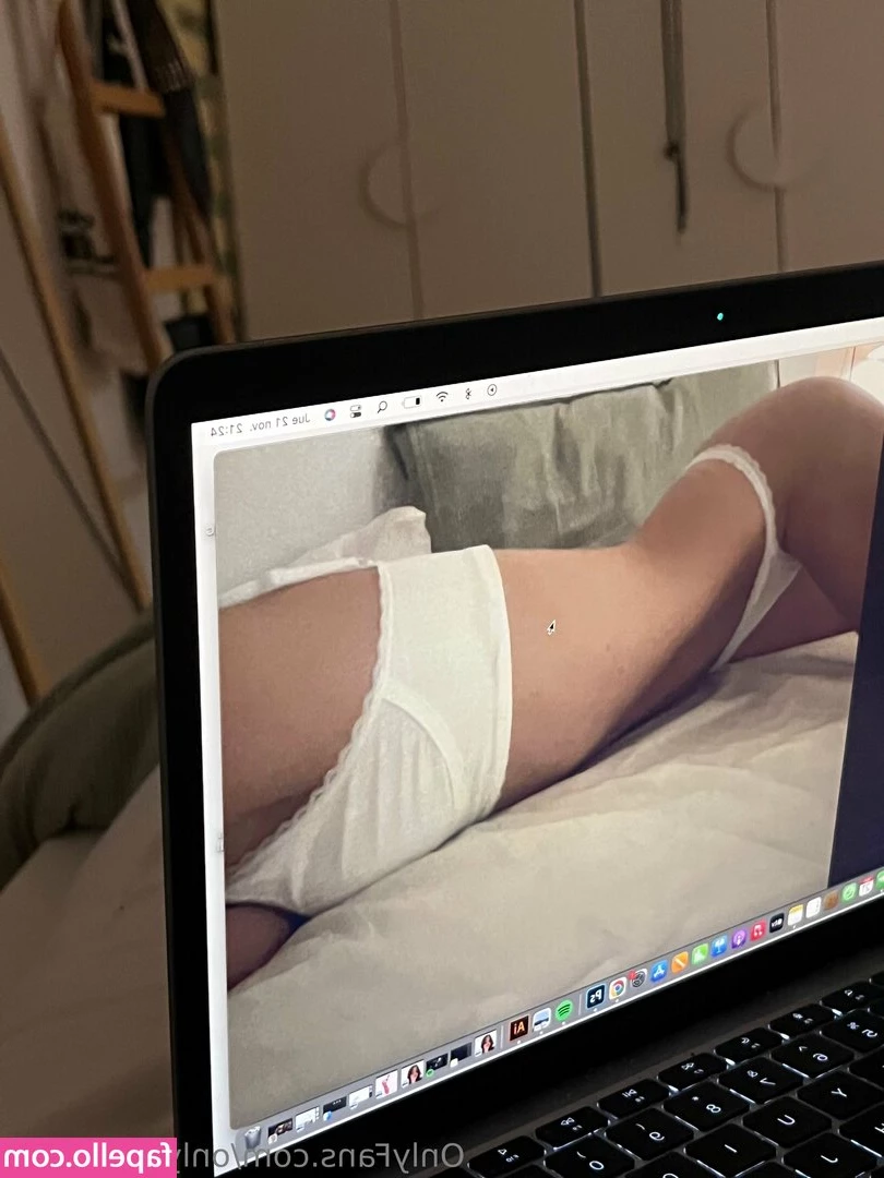 onlylittlelunaa - Do you like it better when I’m stern or when I’m smiling? 😇