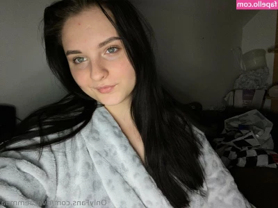 riveraemmaa - A lot of videos of my hole are coming