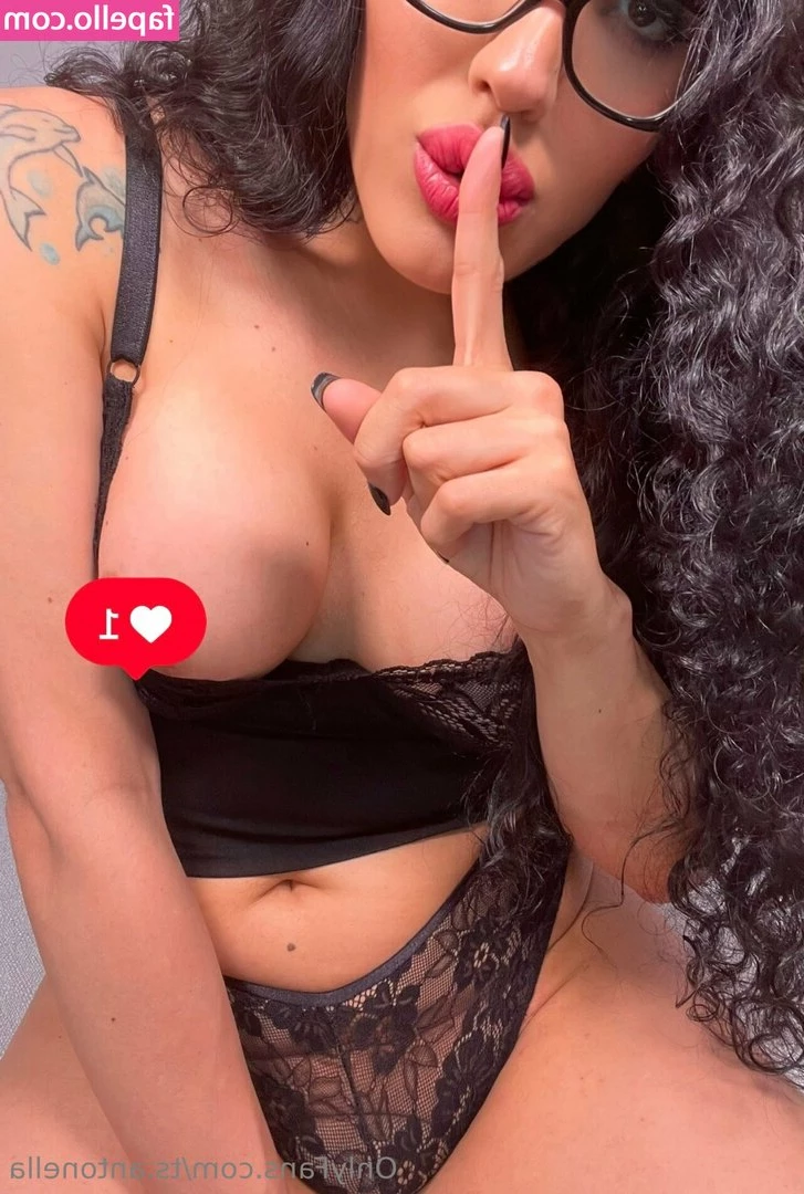 Ts.antonella [ ts-antonella ] - Had a great training at the Dragon's Liar in Vegas!  Check your dm...