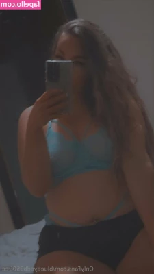 blueeyedb350free - Here’s some sexy topless selfies for my favorite people!!
