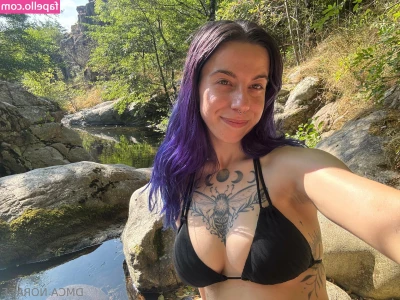 noragefree [ noragefree-1 ] - I love my toes sucked when I m being fucked  It makes my pussy GUSH  