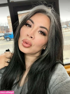 hotmesstv - Too much booty, too much tricep🥵🥵