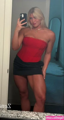 Olena Sadovska [ olena-sadovska ] - asi te recibo despues de un largo dia de trabajo 🤓