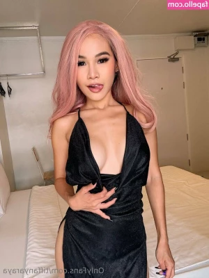 tiffanymai - What s cooking good looking