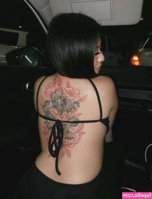 Mona Lenaa [ mona-lenaa ] - Do u wanna be my friend with benefits