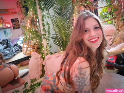 MissMousieMouse [ missmousiemouse-1 ] - Here a dick pic to start of the onlyfans