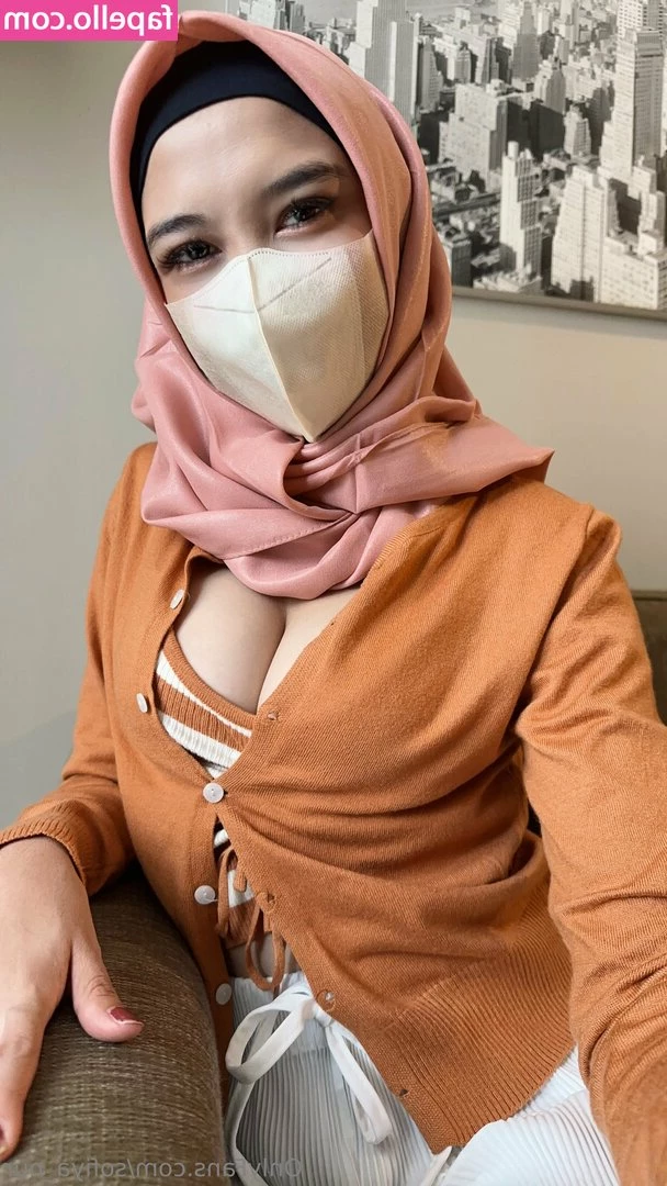 sofiya_nur [ sofiya-nur ] - if you were my man I would make you fuck me everywhere 😈