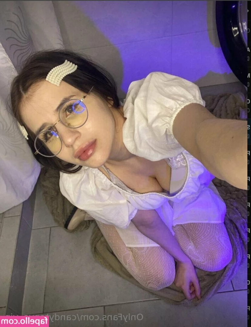 mikasa.meow [ mikasa-meow ] - Bts playing in all my cum after my shoot