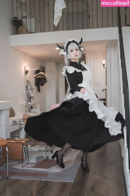 Rioko Cosplay [ rioko-cosplay ] - Got a cute little ear piercing today and freshened up my hair. Spent