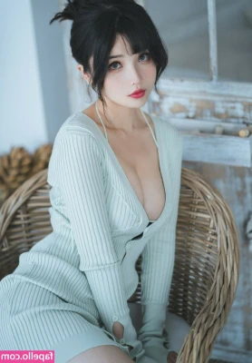 Rioko Cosplay [ rioko-cosplay ] - my feet are better than your girlfriend’s feet joi