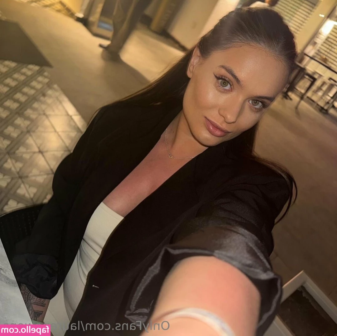 abbieowens - BLOWJOB ON A LEASH⛓️👅 10.5 MIN Ever wanted to collar and leash