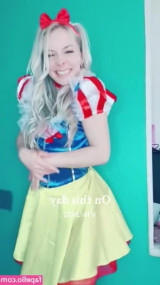SmileyDani158 - No joke, i got some pretty feet 🦶🏻 🦶🏻